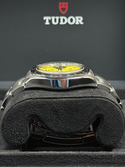 Tudor Black Bay Chrono Gelb "Bumblebee" / 2026 / Full Set / Ungetragen