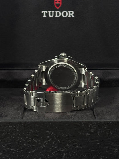 Tudor Black Bay 58 Schwarz / 2023 / Full Set / Top Zustand