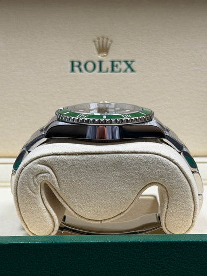 Rolex Submariner Date Starbucks MK2 126610LV / 2026 / Full Set / Neuwertig