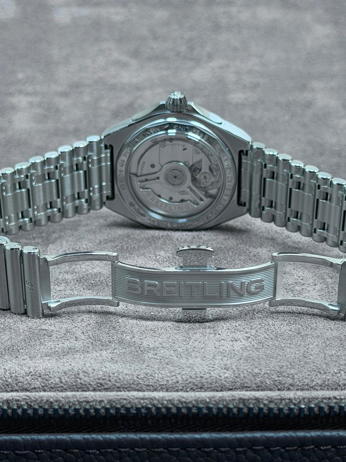 Breitling Chronomat B31 Automatic 40 Grün / 2026 / Full Set / Verklebt