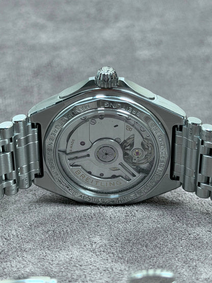 Breitling Chronomat B31 Automatic 40 Grün / 2026 / Full Set / Verklebt