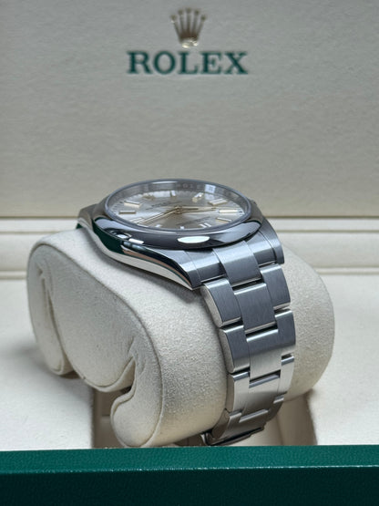 Rolex Oyster Perpetual 41 Silber 124300 / 2025 / Full Set / Neuwertig
