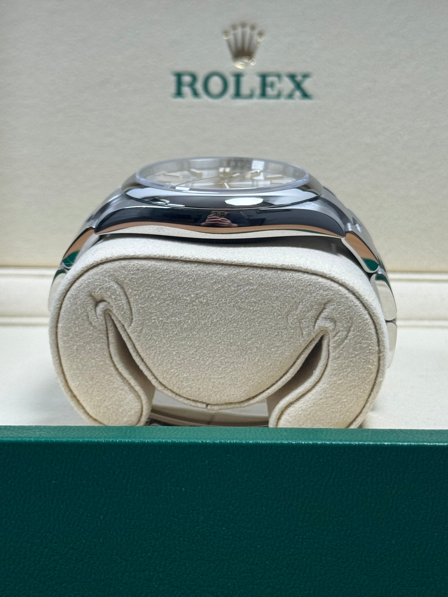 Rolex Oyster Perpetual 41 Silber 124300 / 2025 / Full Set / Neuwertig