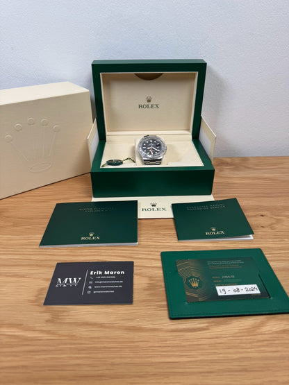 Rolex Explorer II Schwarz 226570 / 2024 / Full Set / Sehr gut