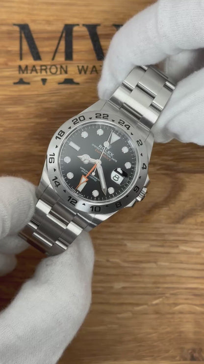 Rolex Explorer II Schwarz 226570 / 2024 / Full Set / Sehr gut