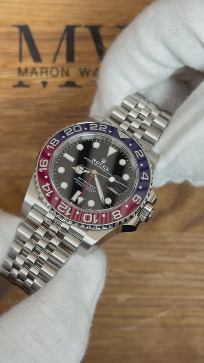 Rolex GMT Master 2 "Pepsi" 126710BLRO / 2025 / Full Set / Neuwertig