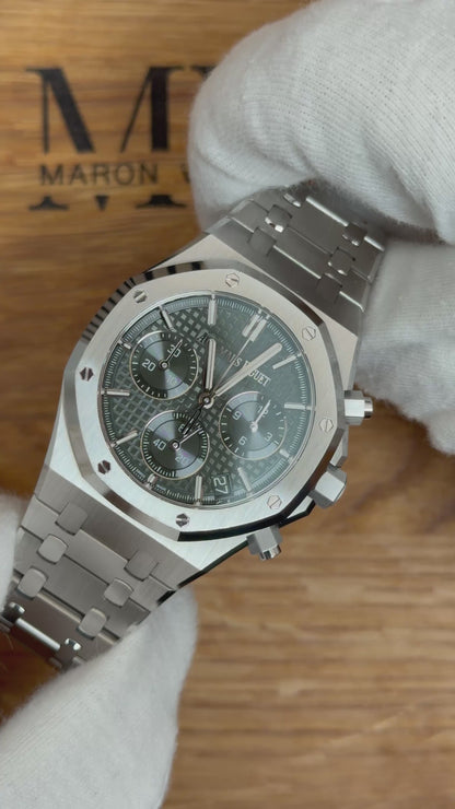 Audemars Piguet Royal Oak Chronograph Grün / 2024 / Full Set / Sehr gut