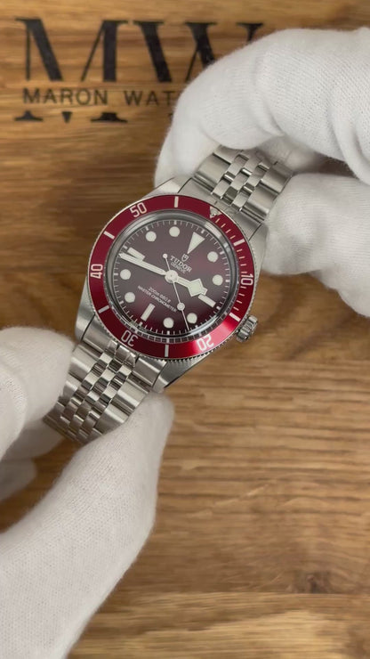 Tudor Black Bay 58 Bordeaux 7939A1A0RU / Full Set / 2025 / Neuwertig
