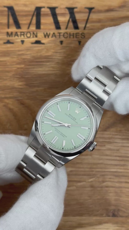 Rolex Oyster Perpetual 41 Pistachio / 2025 / Full Set / Verklebt